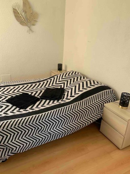 לה ברקרה Appartement Vue Lac Marin Et Canigou מראה חיצוני תמונה
